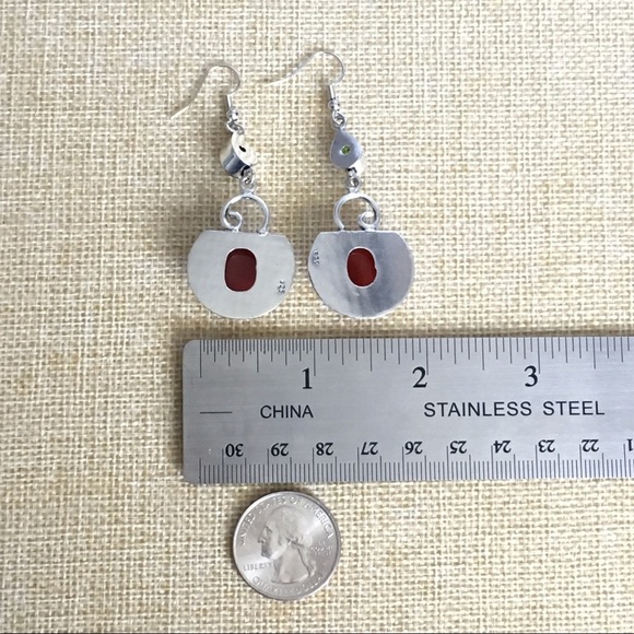 New Sim Peridot Quartz Crystal & Red Carnelian Silver Overlay Hook Earrings - Picture 5 of 7